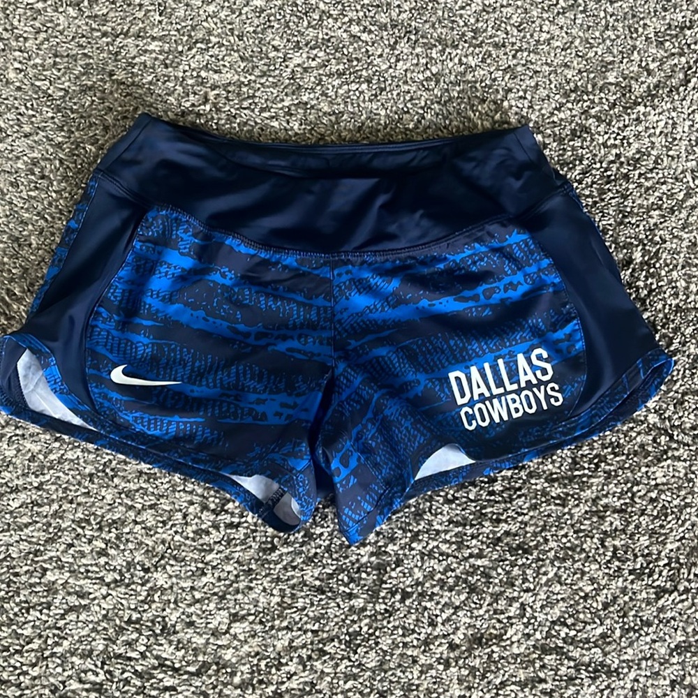 Nike Dallas Cowboys women’s shorts size small